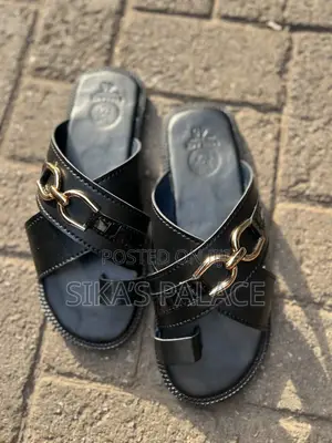 Big Boys Chain Slippers