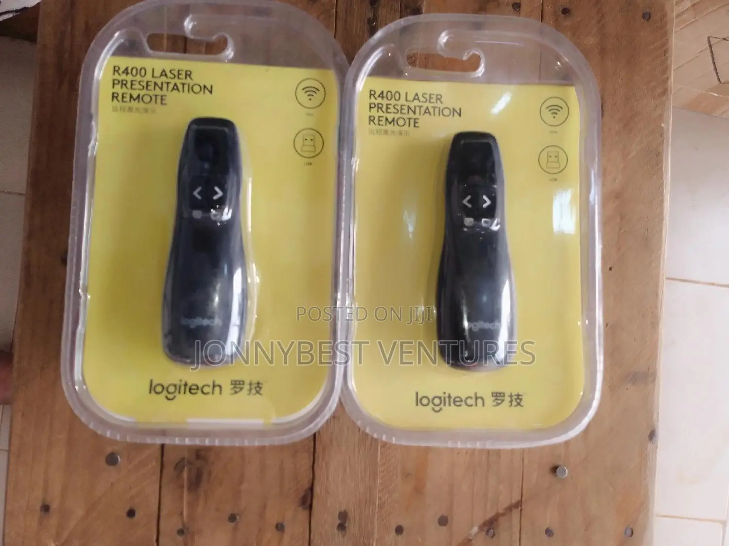 R400 Logitech Laser Presentation Pointer