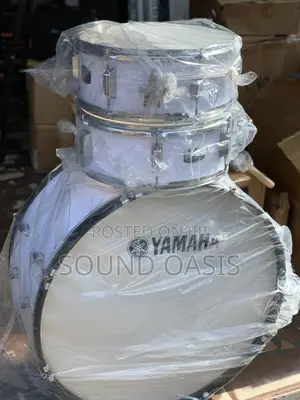 Yamaha 3set Parade/Marching Drumset With Accessories (White)