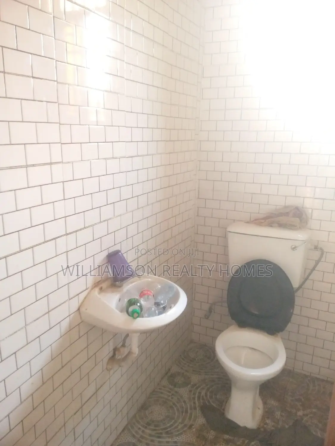 1bdrm Apartment in Hfc Estate Area, Spintex for rent