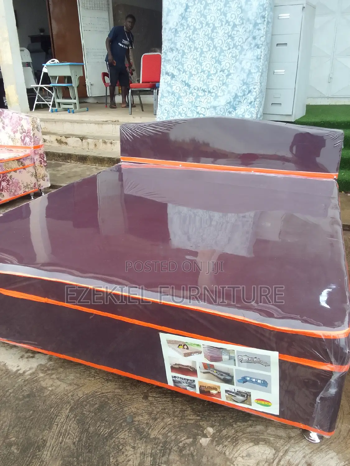 Queen Size Complete Bed