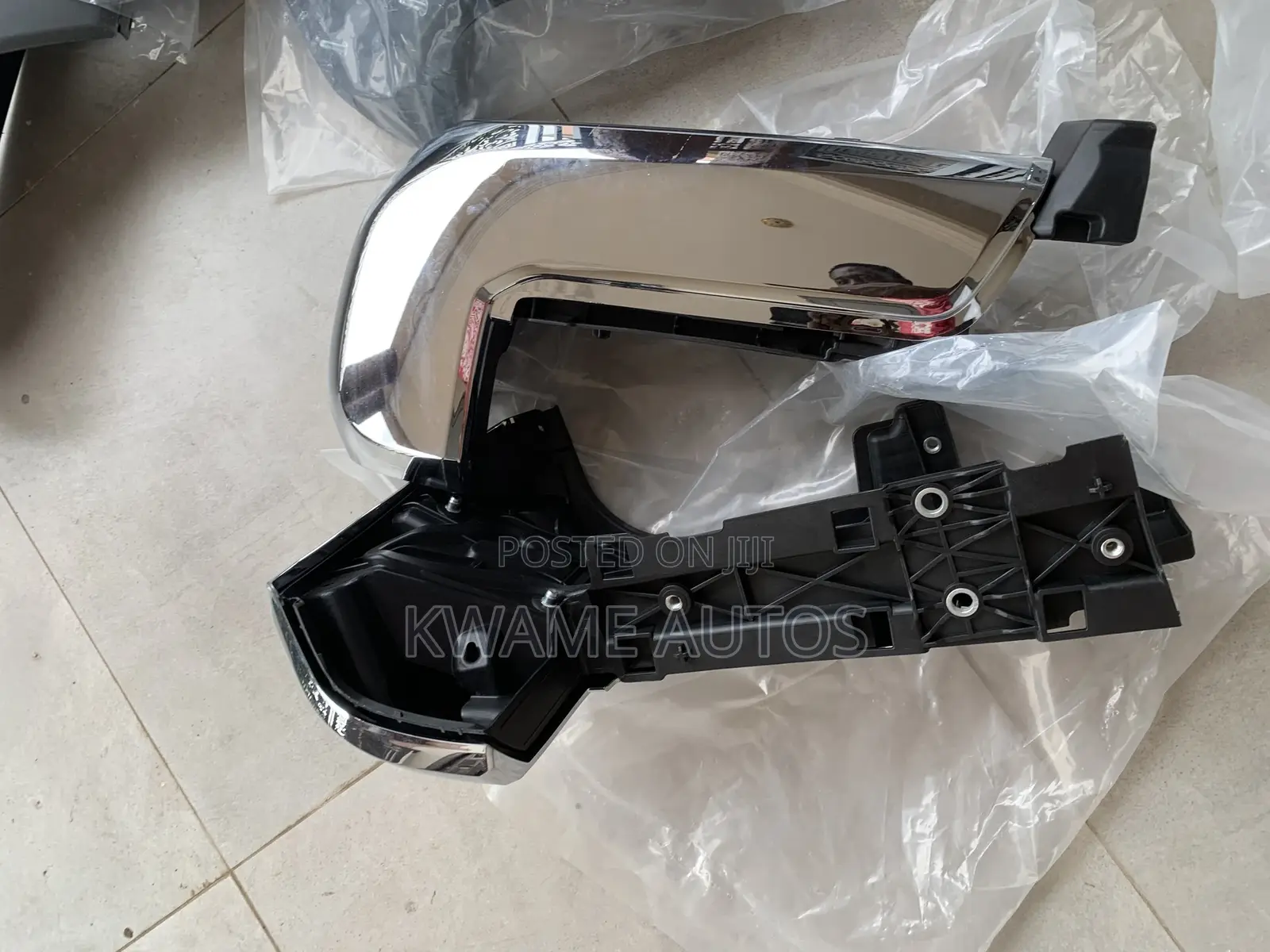 Tacoma 16-18 Back Bumper Ends Shinning