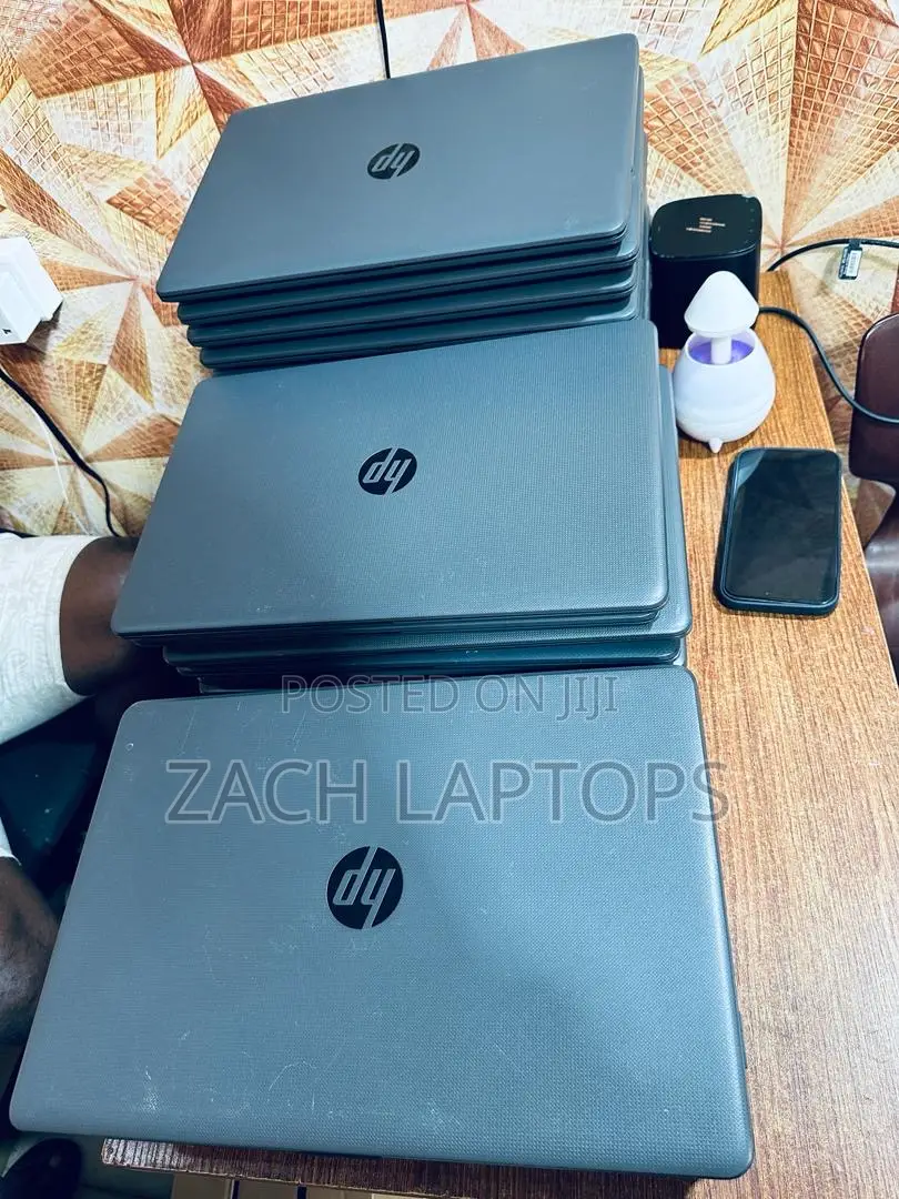 Laptop HP 255 G8 16GB AMD Ryzen 3 SSD 256GB
