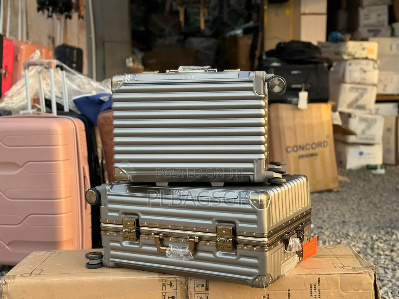 Zipless Trolling Traveling Luxurious Luggage at Plbagsgh