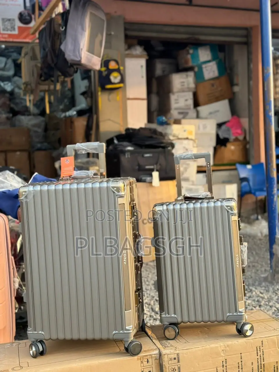 Zipless Trolling Traveling Luxurious Luggage at Plbagsgh