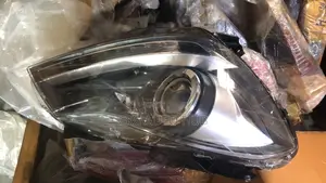 Mercedes’ Benz C250 Headlight
