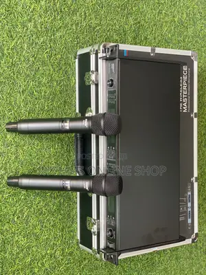 SHURE AXT800 Wireless Digital Microphone