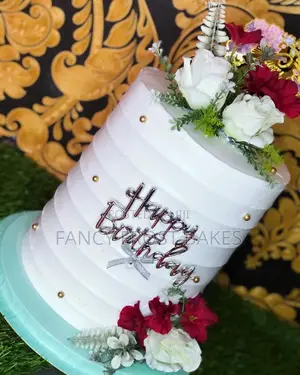 Ladies Birthday Cake