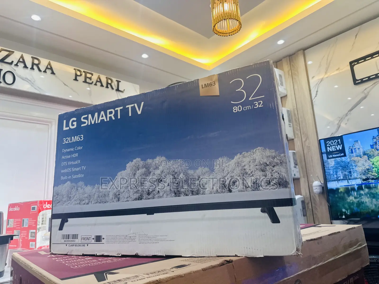 Available Now at Store 32LM637BPVA FHD Smart Lg Tv.