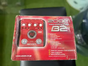 Zoom Bass Effect Pedal B2