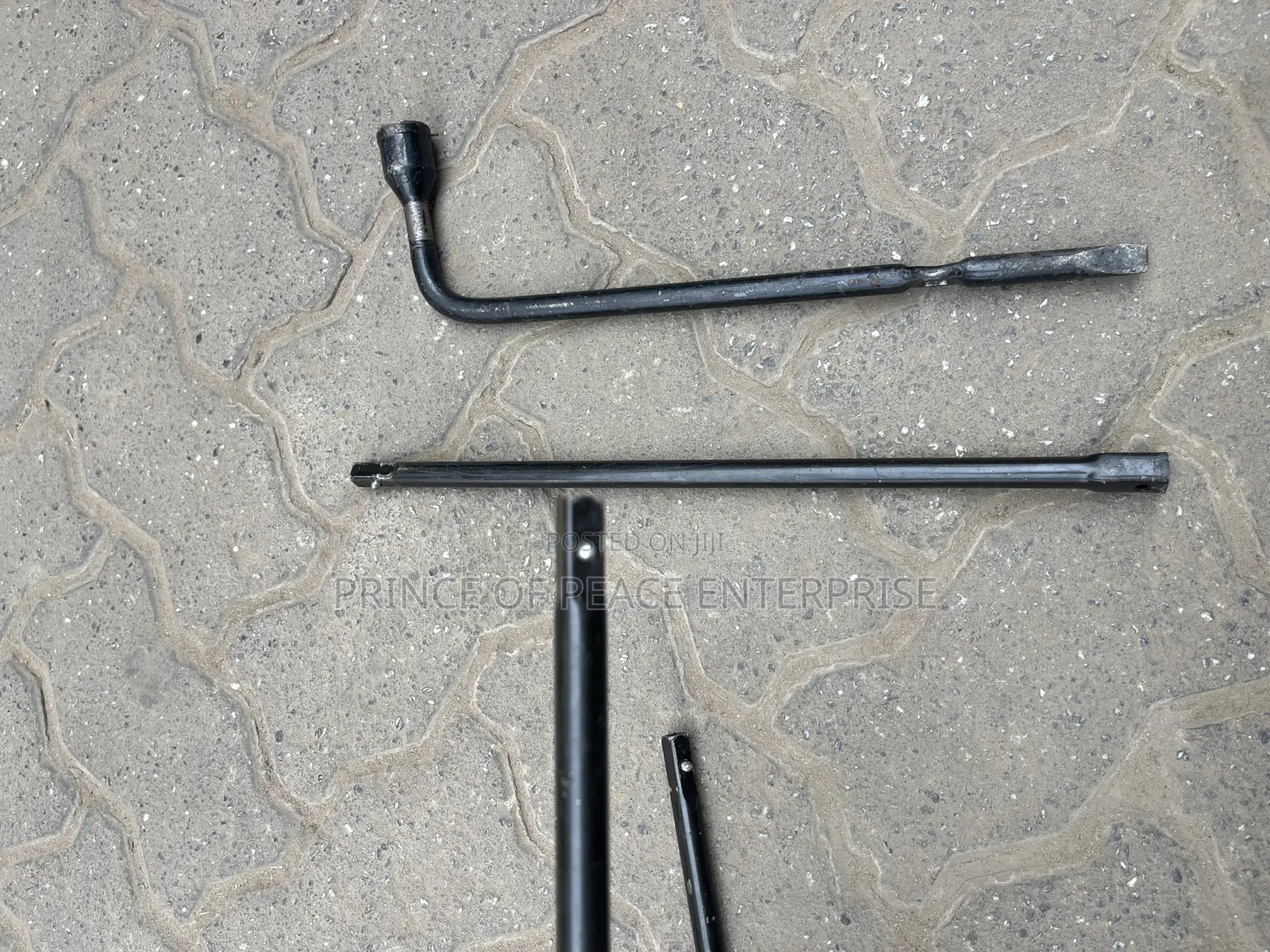 Ford F150 Spare Tire Removal Set