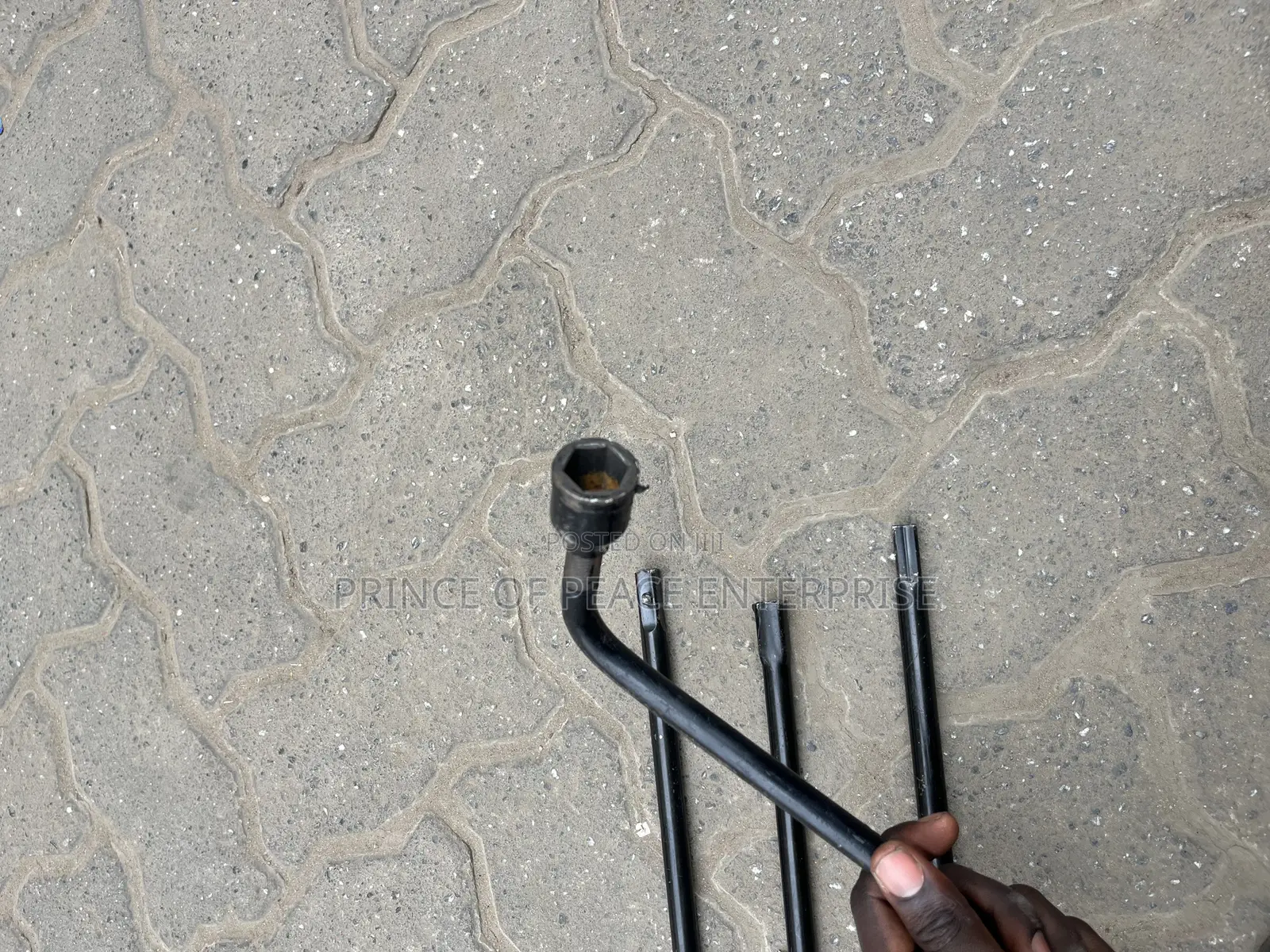 Ford F150 Spare Tire Removal Set