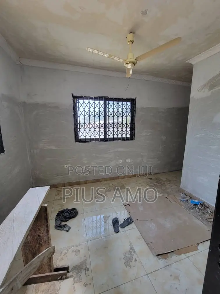 Chamber and Hall Self Contained and Self Compound
