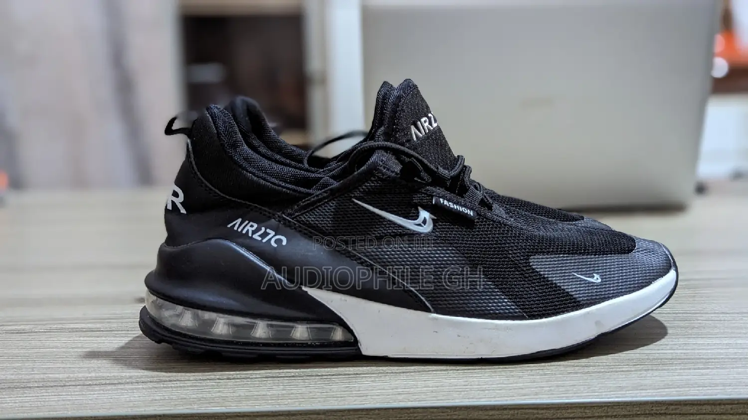 Breathable Mesh Air Cushion Sneakers Trainers
