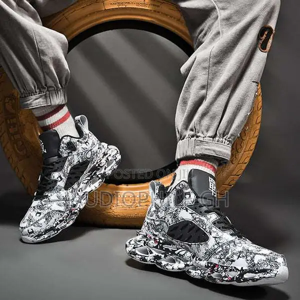 New Exclusive Edition Futuristic Sneakers Cyberpunk