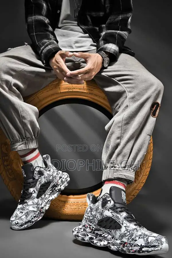 New Exclusive Edition Futuristic Sneakers Cyberpunk