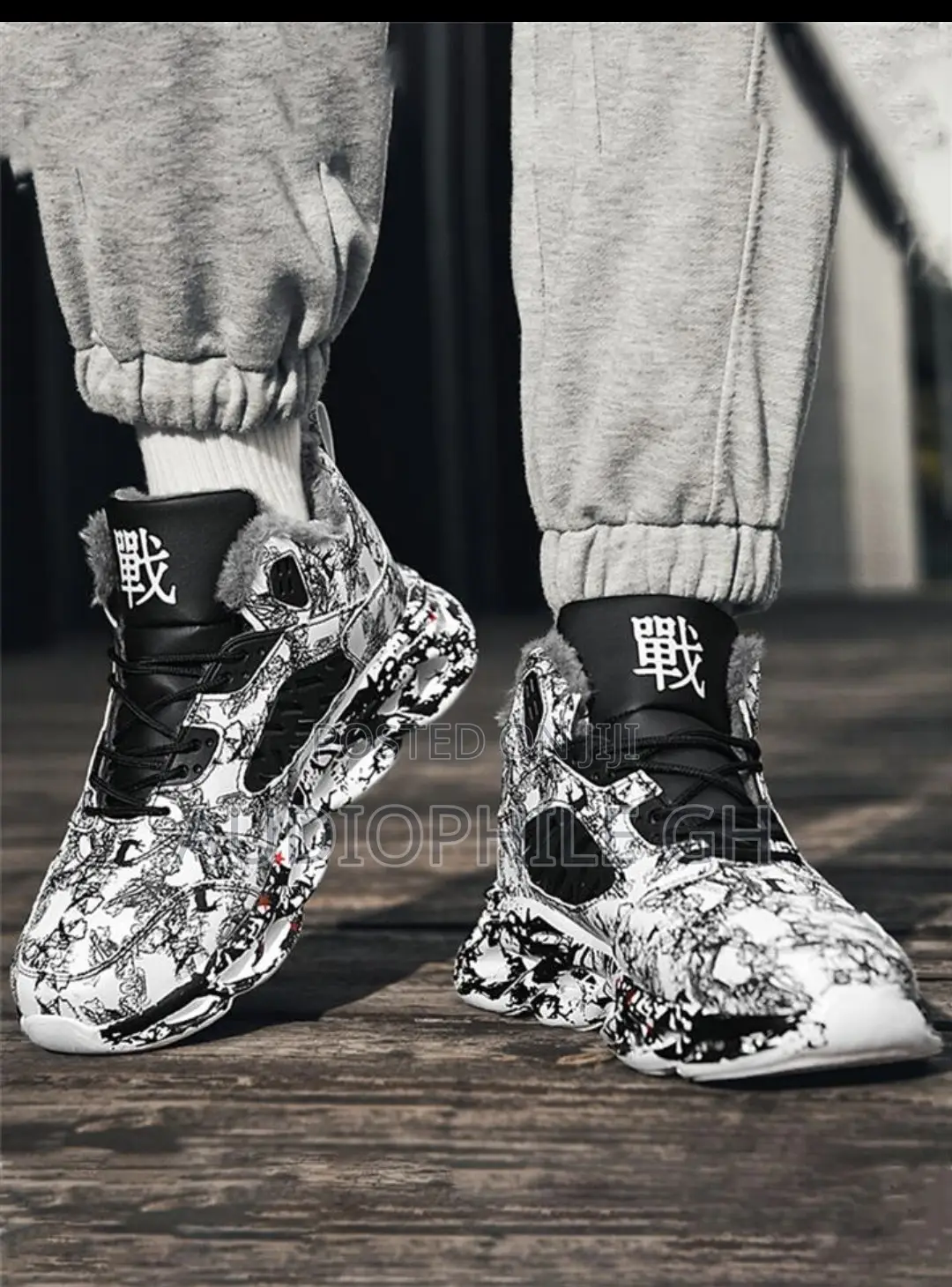New Exclusive Edition Futuristic Sneakers Cyberpunk