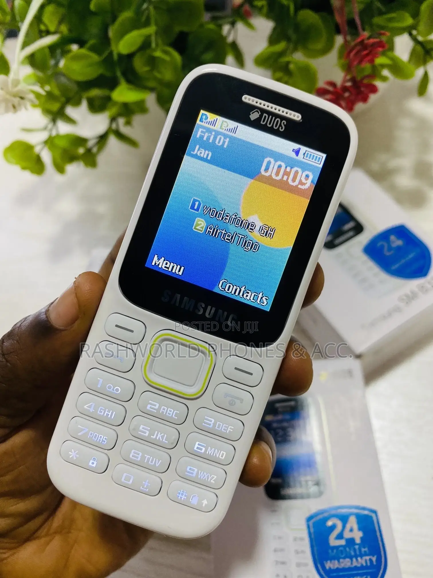 New Samsung Guru Dual 26 White