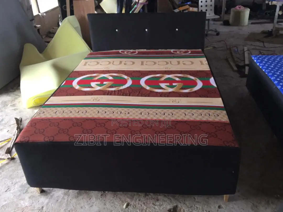 Inbuilt Double Bed