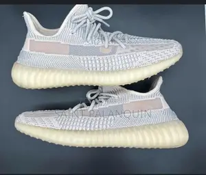 Adidas Boost 350