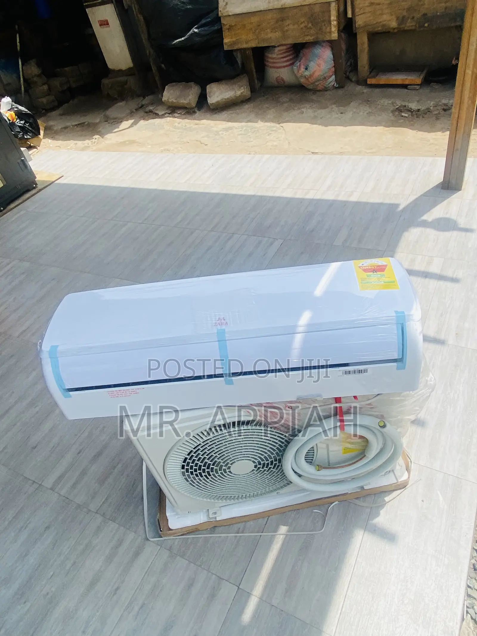 Adorable Zara 1.5hp Split Type Electric Ac(R410)White.