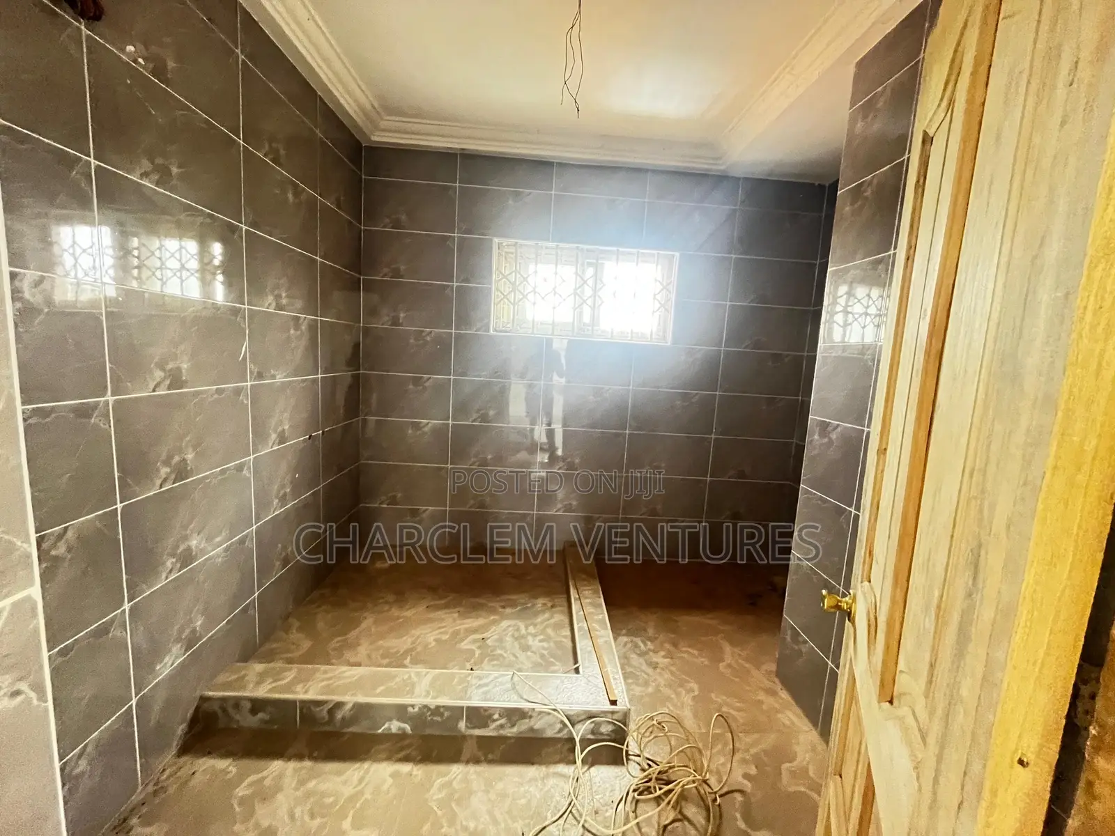 5bdrm House in Charclem Ventures, Adenta for sale