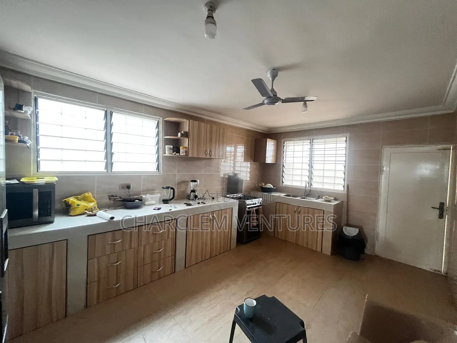 5bdrm House in Charclem Ventures, Adenta for sale