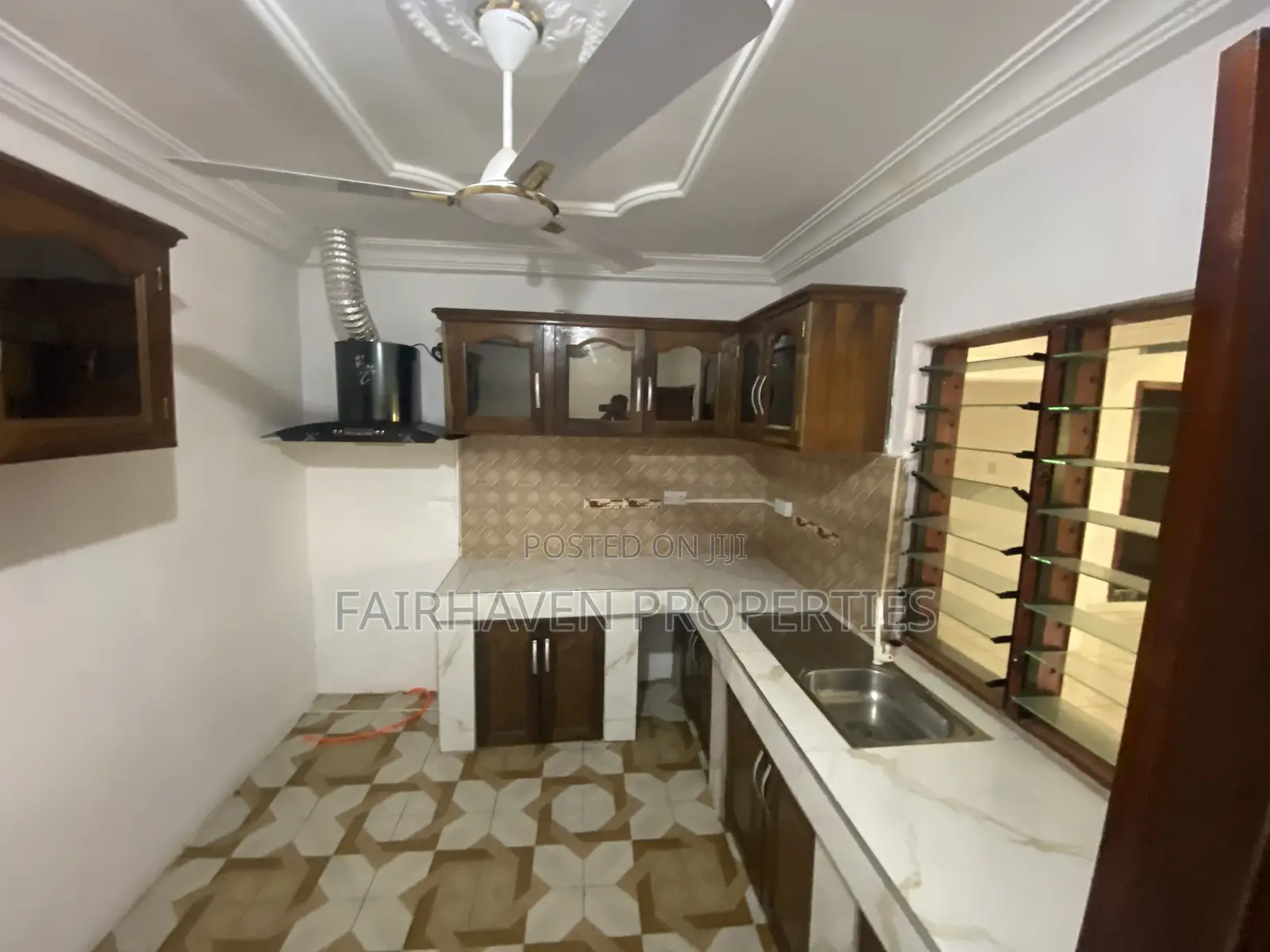 3bdrm Apartment in Tseaddo, Labadi for rent