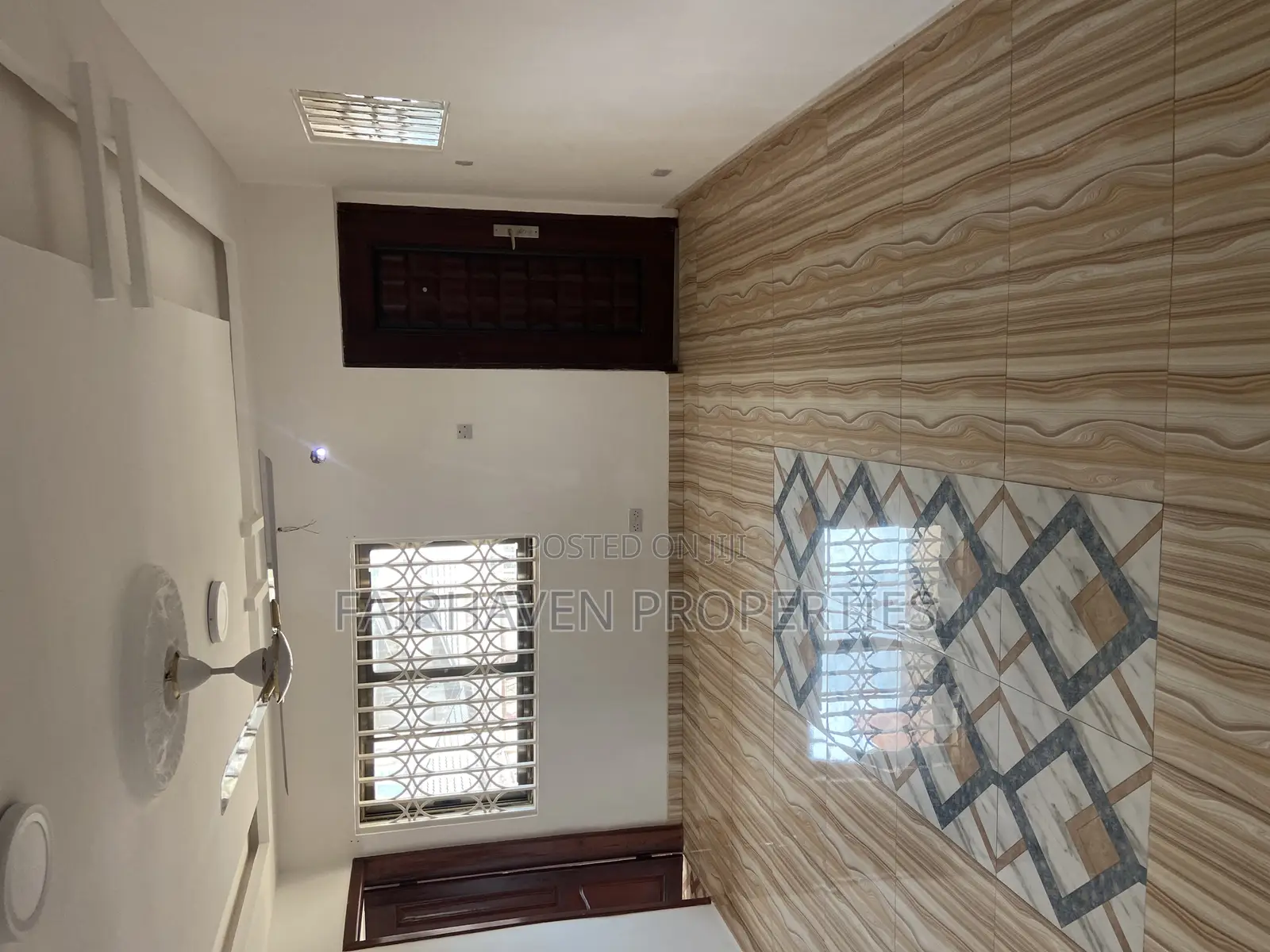 3bdrm Apartment in Tseaddo, Labadi for rent