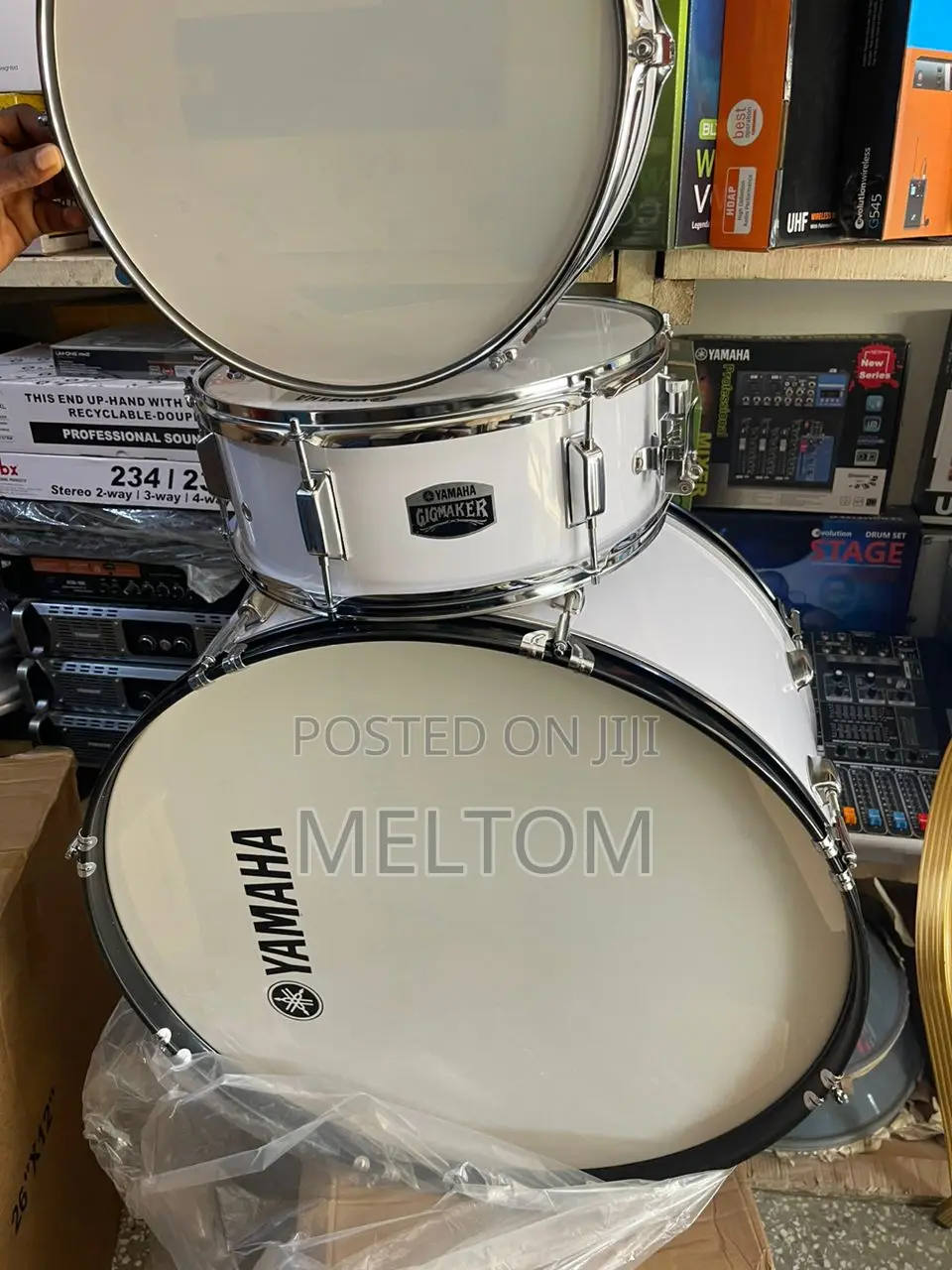Yamaha 3-Piece Foreign Parade/School Drumset