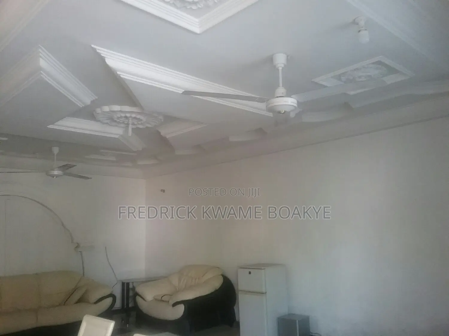 8bdrm House in Brother K Estate, Kumasi Metropolitan for sale
