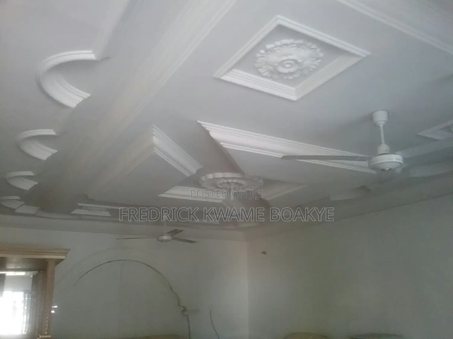 8bdrm House in Brother K Estate, Kumasi Metropolitan for sale