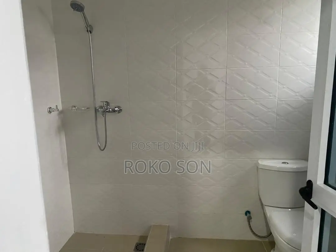 3bdrm House in Dr Roko, Lake Side Estate for sale