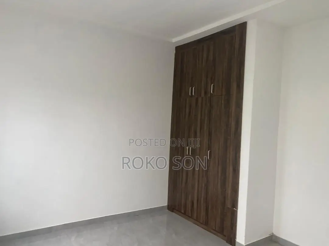3bdrm House in Dr Roko, Lake Side Estate for sale