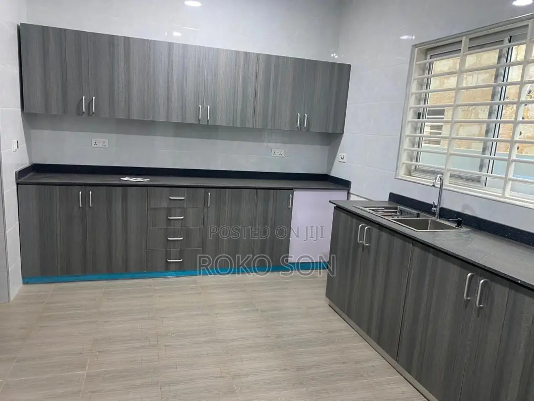 3bdrm House in Dr Roko, Lake Side Estate for sale