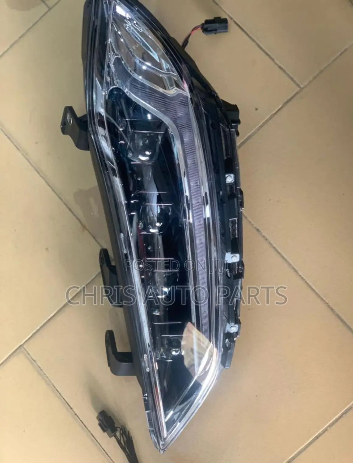 Hyundai Elantra 11-18 Bugatti Headlights