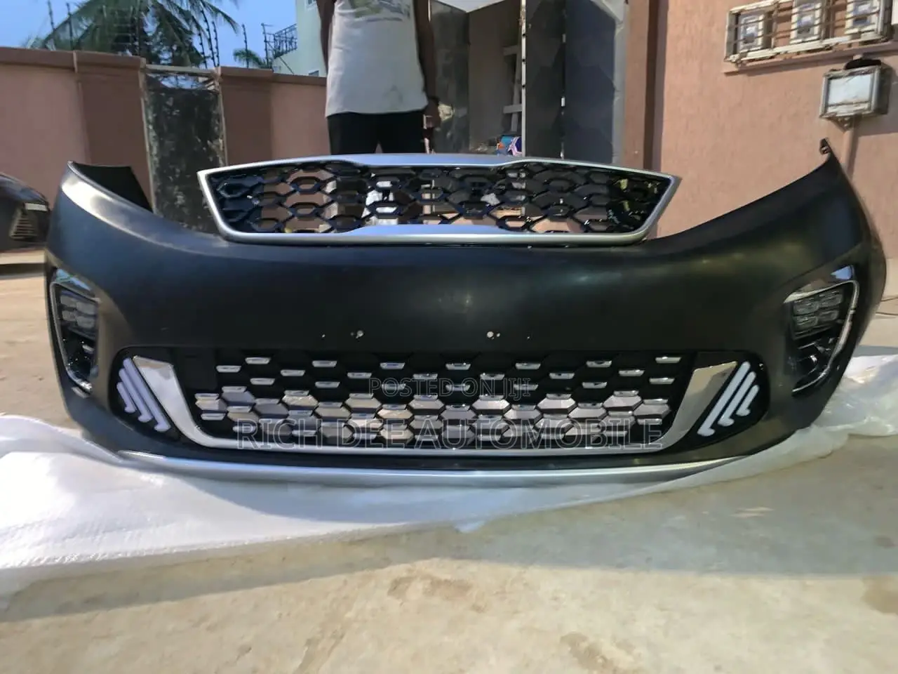 Sorento 2012 14 Front Bumper Complete Spec