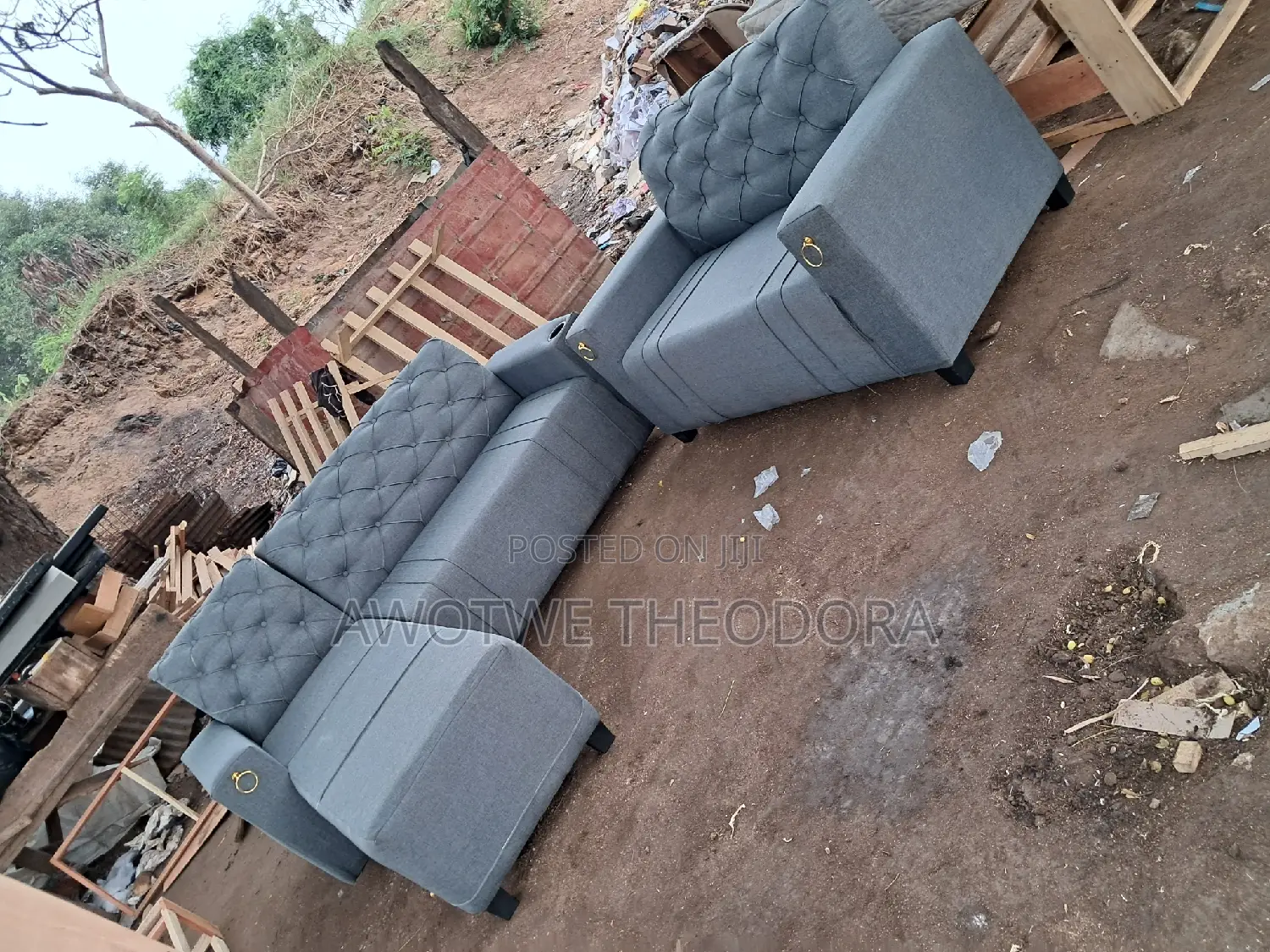 Quality Modernised Sofa( Payment After Delivery)