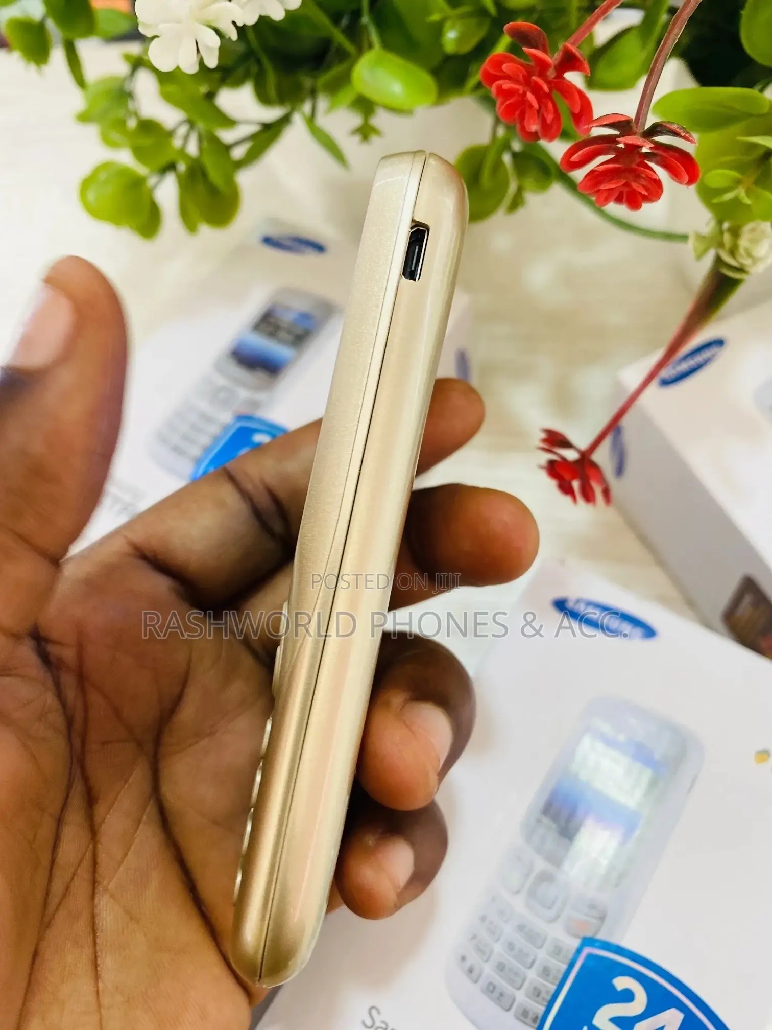 New Samsung Metro 312 Gold