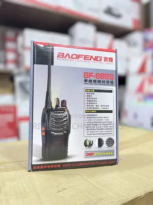 Baofeng Walkie-Talkie 2 in 1 With Earpiece