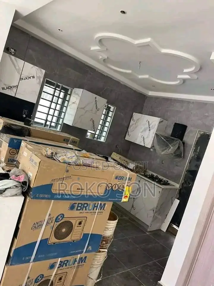 3bdrm House in Dr Roko, Awoshie for sale