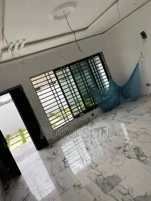 3bdrm House in Dr Roko, Awoshie for sale