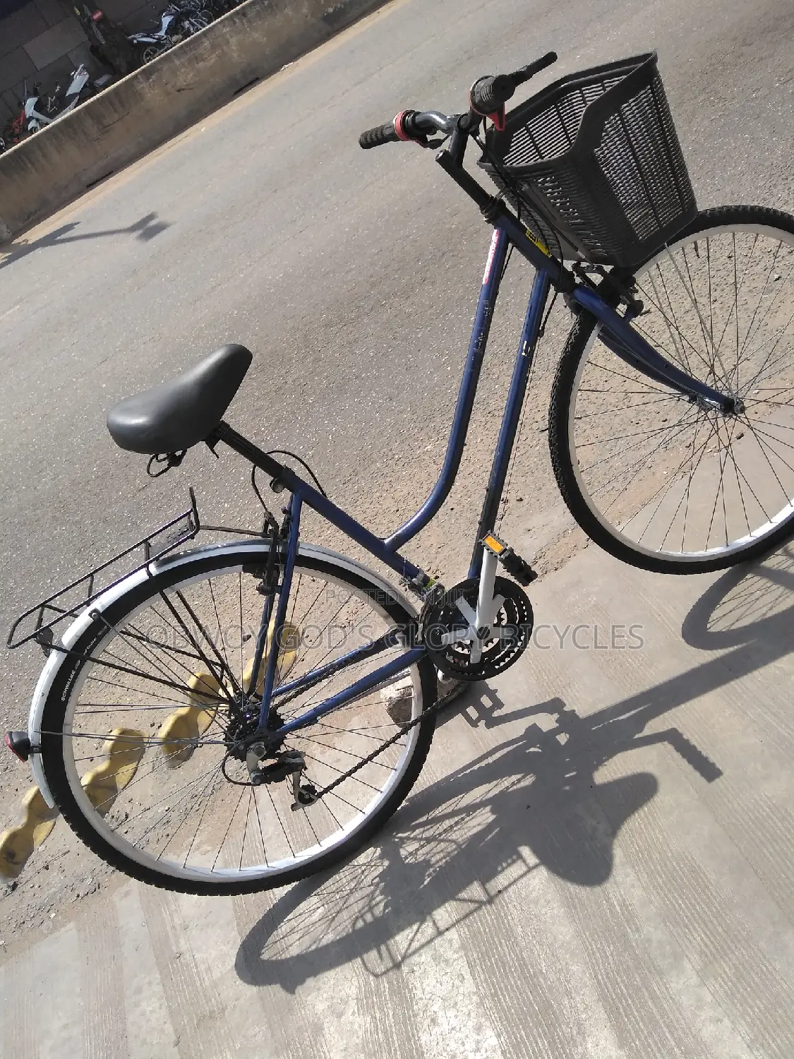 Ladies Carrier Bicycle 28 Wheel