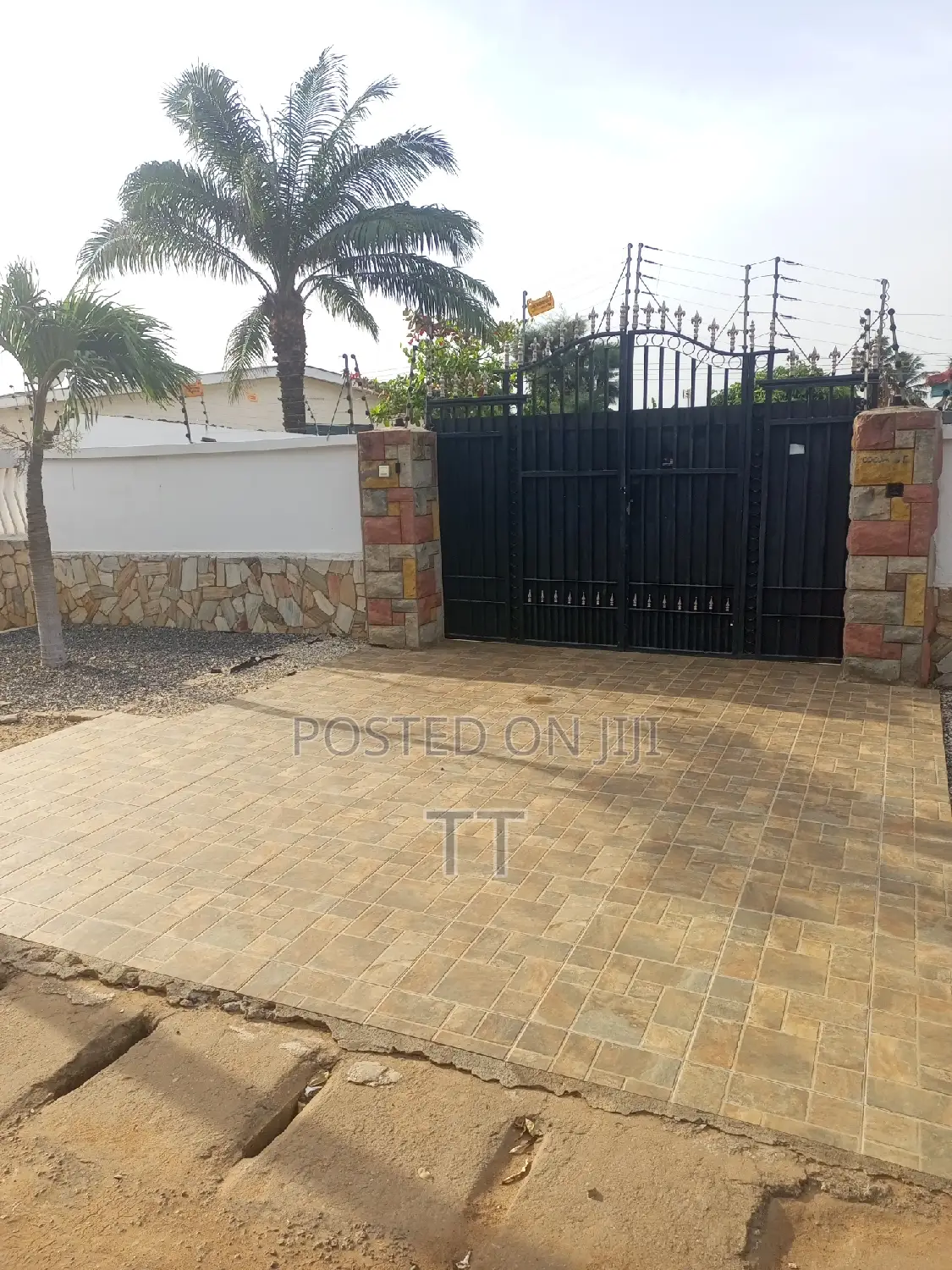2bdrm Apartment in Teshie Nungua Estate for rent