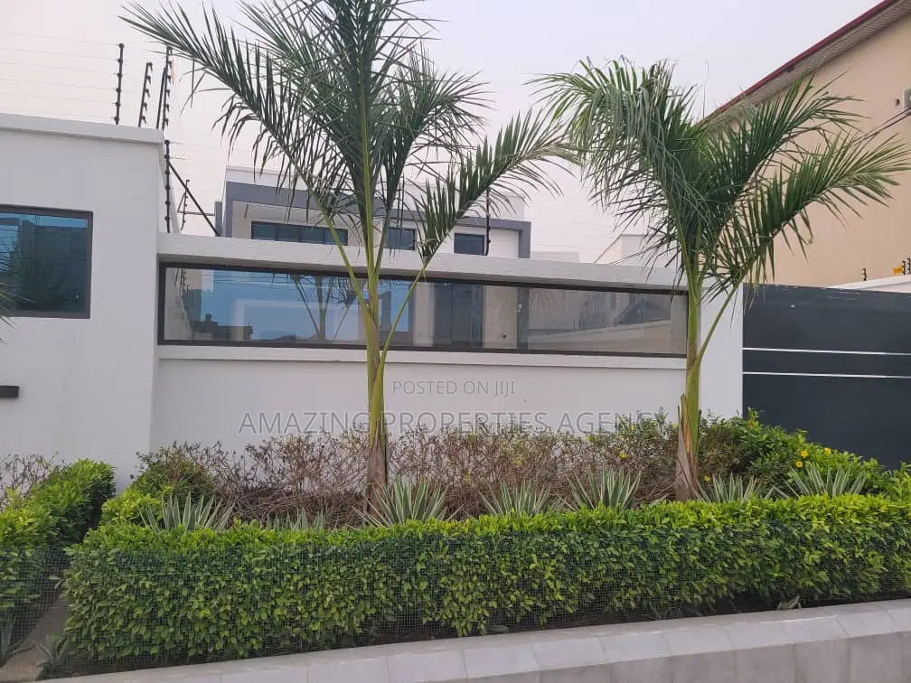 4bdrm House in Airport Residential Area for sale