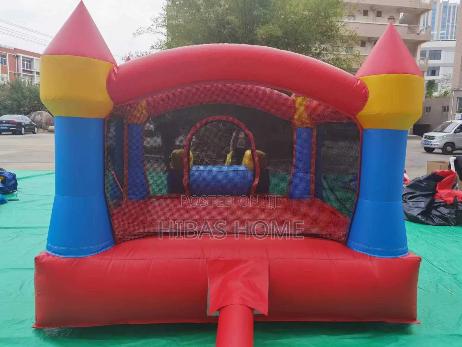 Commercial Grade Bouncy Castle With Blower and Slide