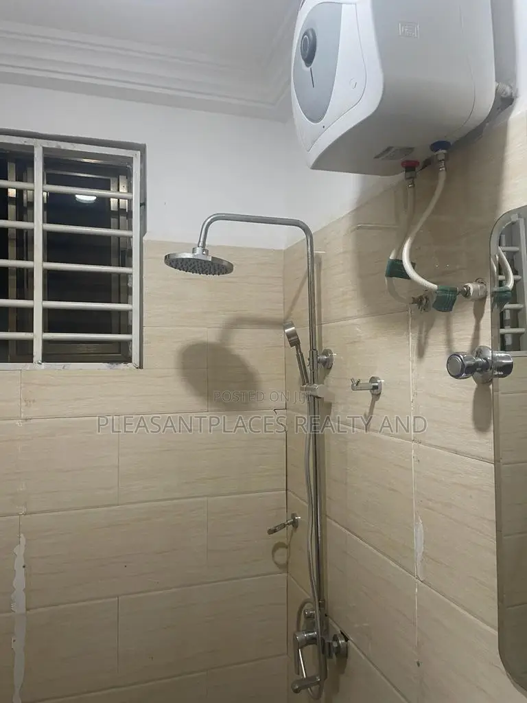 2bdrm Apartment in Pleasantplaces, Haatso for rent