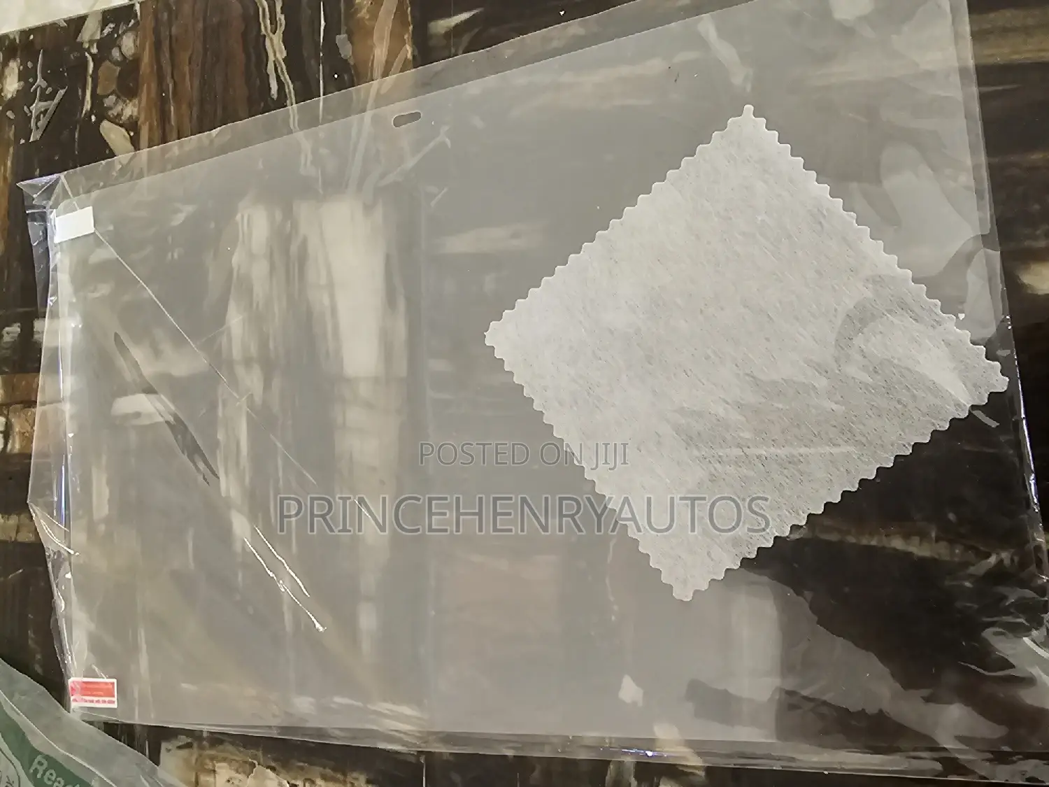 May Chen Macbook Pro 13" 2020-2023 Screen Protector