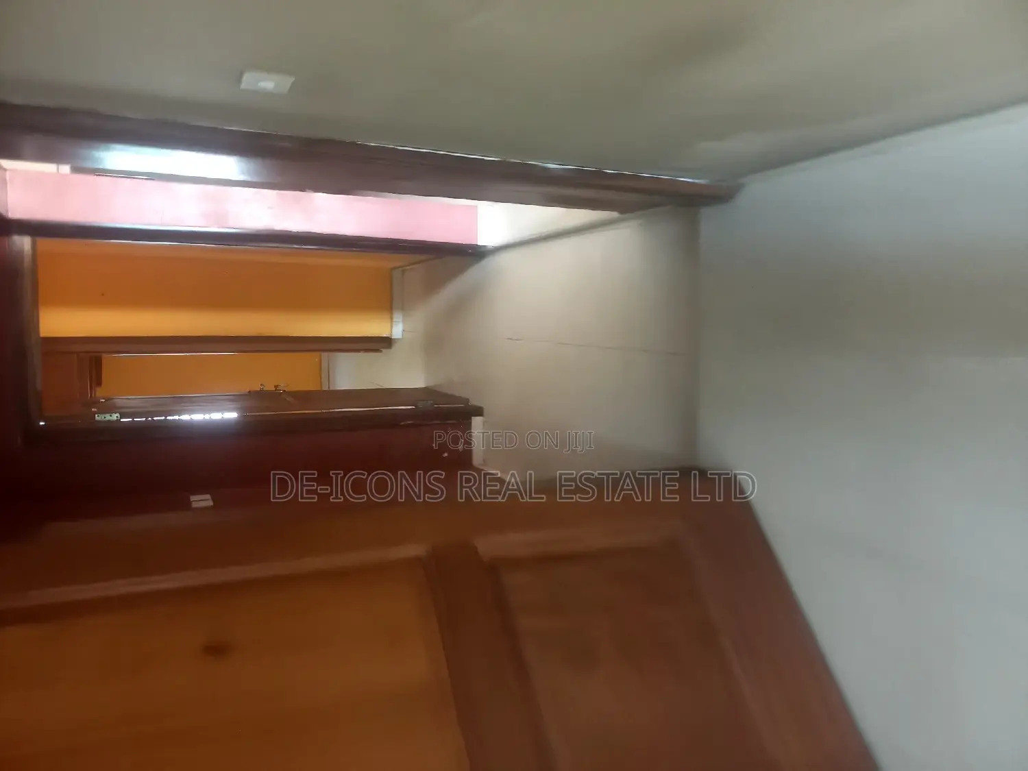 3bdrm Bungalow in De-Icons Real Estate, Ga South Municipal for rent