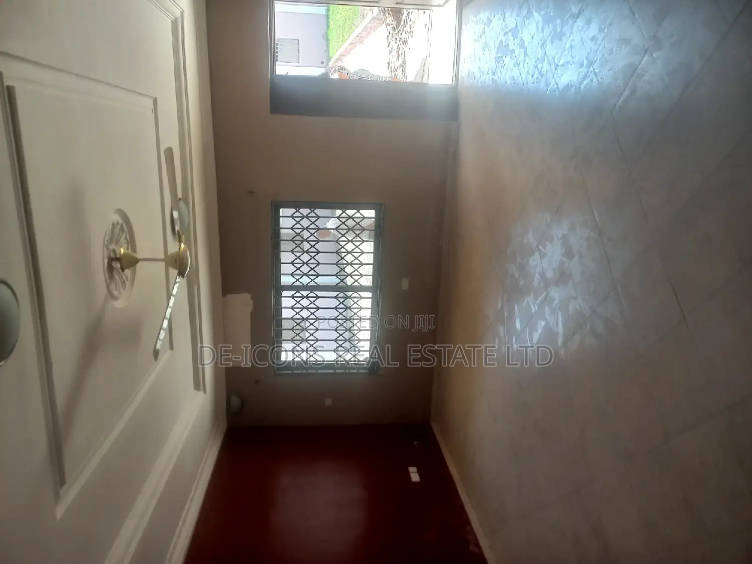 3bdrm Bungalow in De-Icons Real Estate, Ga South Municipal for rent